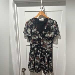 Abercrombie & Fitch Floral V-Neck Black Dress with Buttons